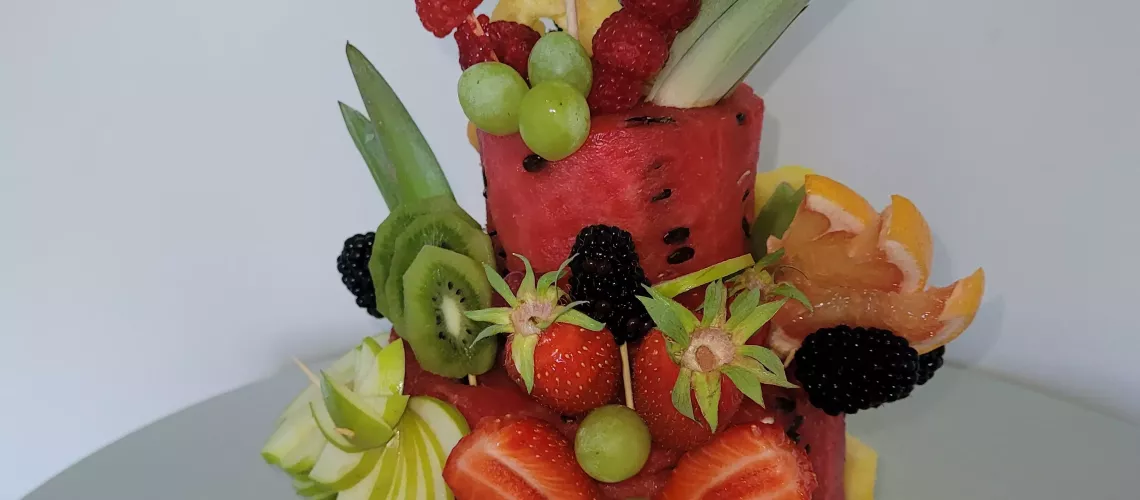 wedding fruit verso